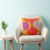 Fashionista Flair Abstract Throw Pillow クッション (椅子)