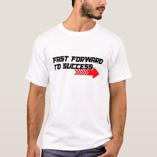 Fast Forward – Bold Red Motivation Quote Design Tシャツ (正面)
