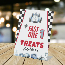 Fast One 1st birthday Boy Racing Car Treats  台座サイン