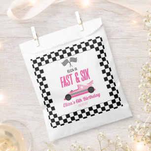 Fast & Six Pink Race Car 6th Birthdayパーティー フェイバーバッグ