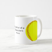 Fastpitchのソフトボールのコーヒー・マグ コーヒーマグカップ (正面右)