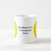 Fastpitchのソフトボールのコーヒー・マグ コーヒーマグカップ (中央)