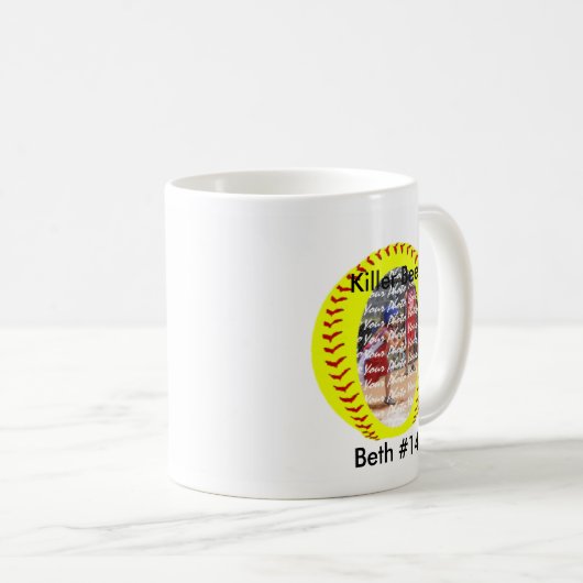 Fastpitchのソフトボールの写真のコーヒー・マグ コーヒーマグカップ (正面右)