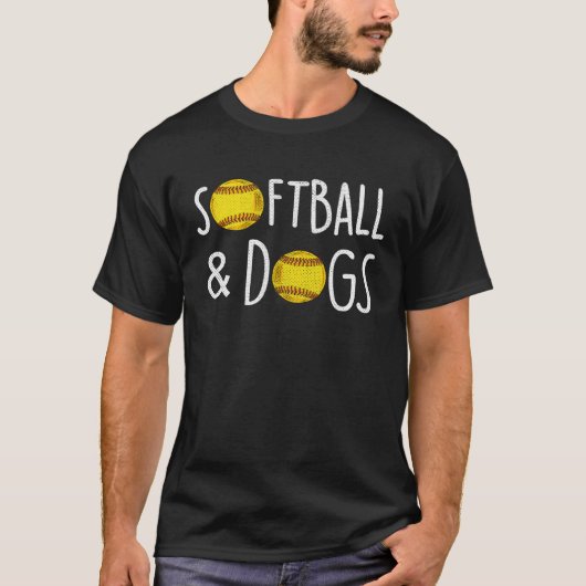 Fastpitch Dog   Softball Tシャツ (正面)