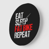 Fat Bike fat tires Cruiser Eat Sleep Repeat Grunge ラージ壁時計 (傾斜)