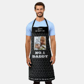 Faters Day Black And White Zig Zagの名前と写真 エプロン (着用した状態)