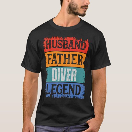 Father Husband DIVER Legend Proud Dad Retro Papa Tシャツ (正面)
