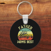 Father Mows Funny Fathers Day Dad Jokes Lawn Mowin キーホルダー (正面)