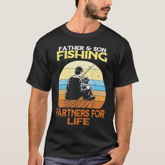 Father Son Fishing Partners For Life Retro Matchin Tシャツ (正面)