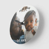 Father Year Established Photo ラウンド壁時計 (傾斜)