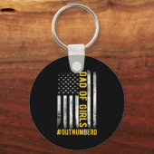 Father's Day Daughter Xmas Dad Of Girls Outnumbere キーホルダー (正面)
