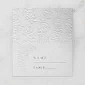 Faux Embossed White Roses Wedding プレイスカード (外部開封)