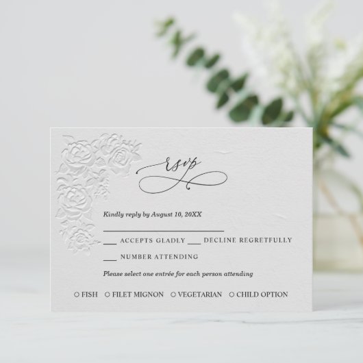 Faux Embossed White Roses Wedding RSVP Card (スタンド正面)