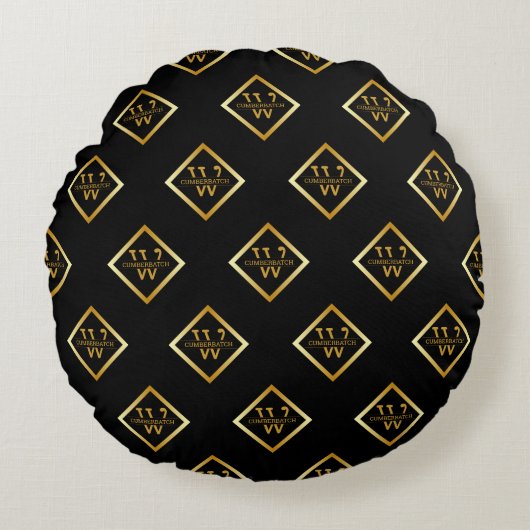 Faux Gold Axis Monogram – Black & Gold ラウンドクッション (正面)