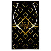 FAUX Gold Geometric Pattern with Monogram on BLACK スモールペーパーバッグ (裏面)