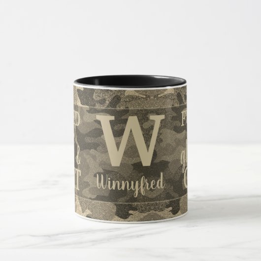 Faux Gold Metallic Camouflage Glitter Monogram マグカップ (中央)