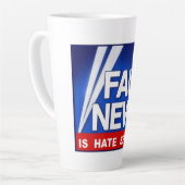 Faux News カフェラテマグ (左アングル)