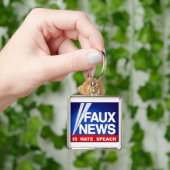 Faux News キーホルダー (手)
