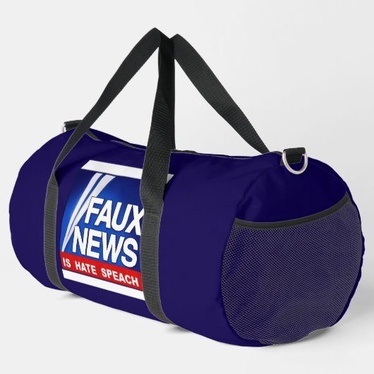Faux News ダッフルバッグ (右コーナー)