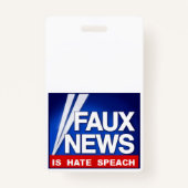 Faux News バッジ (正面)