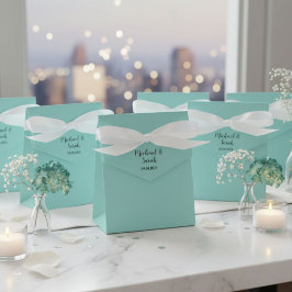 Favor boxes with satin ribbon and your names フェイバーボックス