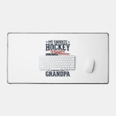 Favorite Hockey Player Calls Me Grandpa Vintage Sh デスクマット (キーボード&マウス)