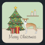 FawnとWhite Greyhoundイタリアン & Christmas Tree スクエアシール<br><div class="desc">可愛い子犬と白いコートカラーのGreyhound犬のデステイのオリジナル漫画イタリアンイラストレーション。犬は赤と黄色のオーナメントと白い飾真珠の花輪と木の上に置かれた黄色い星を持つフェスティバルのクリスマスツリーの横に立っている。木のそばには包まれたプレゼントが2本あり、犬の後ろにキャンドルが2本ある茶色の棚がある。床の色はベージュで、背景の壁の色はライトグリーン。現在はパーソナル化された文字エリア読も存在する： "Merry Christmas".</div>