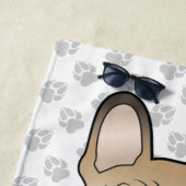 Fawn フランスの Bulldog /フランスの漫画の犬と名前 ビーチタオル (インサイチュ)