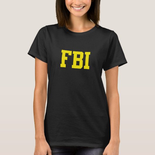 FBI女性体監督胸部背面 Tシャツ (正面)