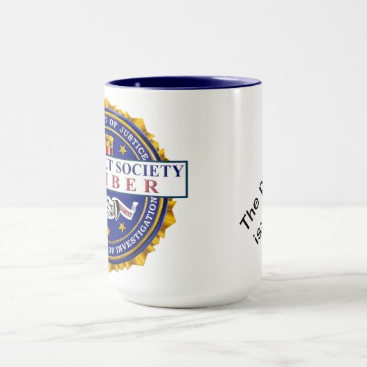 FBI秘密結社COVFEFEジャンボ マグカップ (中央)