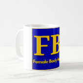 FBI – 女性体監察官Tシャツトラッカーハット コーヒーマグカップ (正面左)