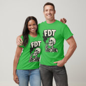 「FDT」+ドクロの喫煙 Tシャツ (ユニセックス)