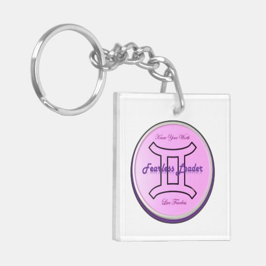 Fearless Keychain キーホルダー (正面左)