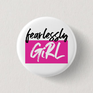 FearlesslyGiRLのロゴ 缶バッジ