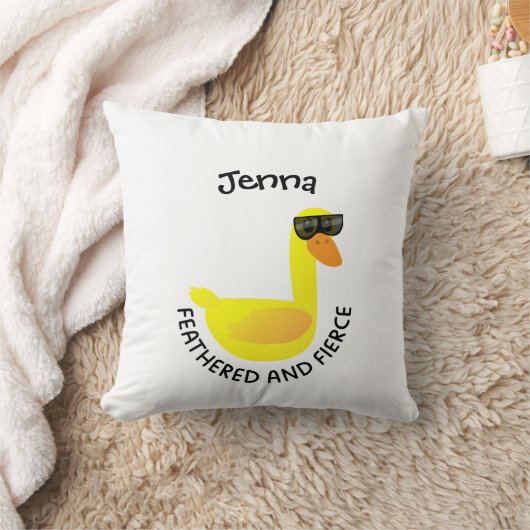 Feathered and Fierce クッション (ブランケット)