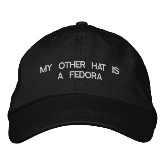 Fedora – 調整可能パーソナライズされた帽子 刺繍入りキャップ (正面)