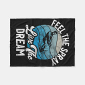 Feel The Spray Live The Dream Water Ski  フリースブランケット (正面(横))