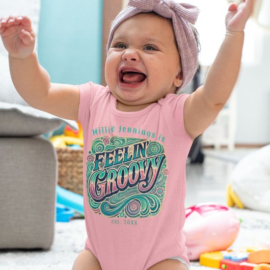 Feelin' Groovyレトロ70sヴィンテージ サイケデリック ベビーボディスーツ