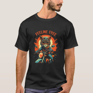 Feeline Free  Cat riding a motorbike Tシャツ