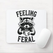 Feeling Feral Raccoon Coffee Cute Funny Trash Pand マウスパッド (マウス)