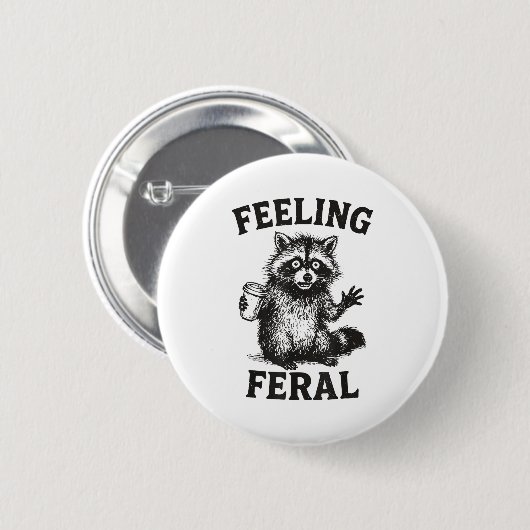 Feeling Feral Raccoon Drink Coffee Funny Trash Pan 缶バッジ (正面&裏面)