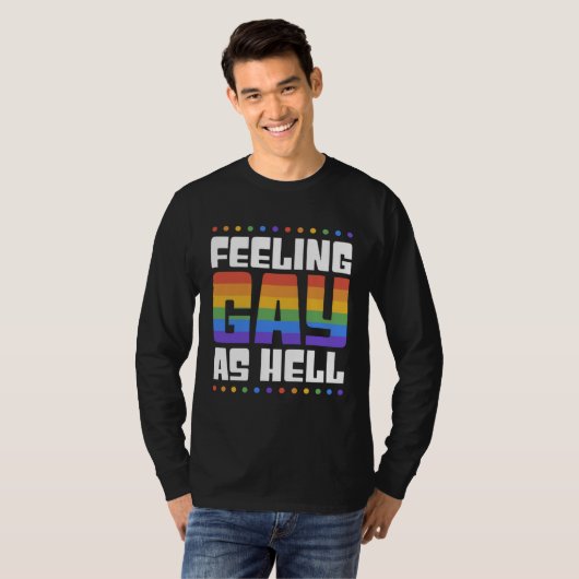 Feeling Gay As Hell  Trendy LGBTQ Queer Pride Aest Tシャツ (正面フル)