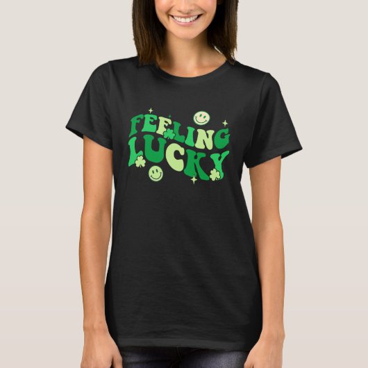 Feeling Lucky Shamrock Groovy St Patrick's Day Ire Tシャツ (正面)