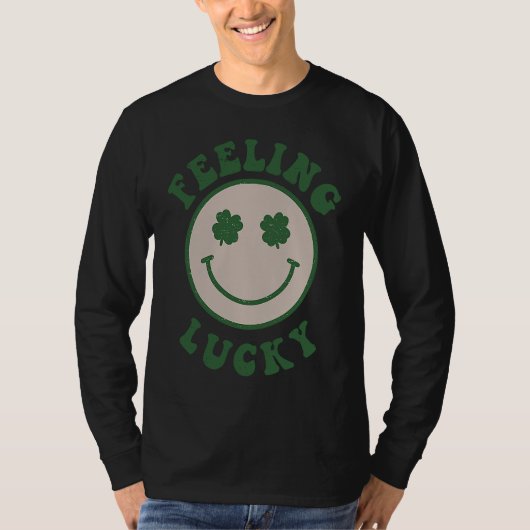 Feeling Lucky Smile Face St Patrick Day Tシャツ (正面)