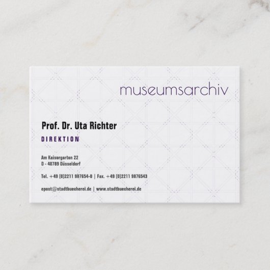 fein bemustert, klar, gut lesbar 名刺 (正面)