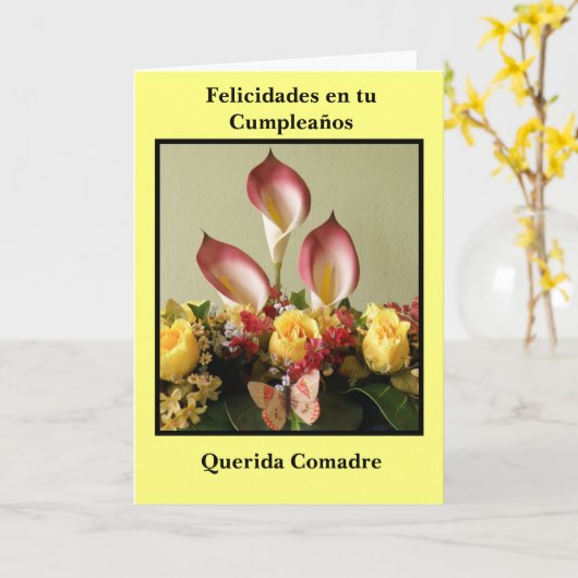 Felicidades en tuのcumpleañosのqueridaのcomadre カード (黄色い花)