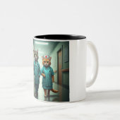 Feline First Responders Two-Tone Mug ツートーンマグカップ (正面右)
