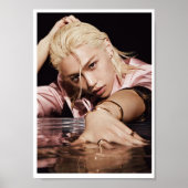 Felix x W Korea ポスター (正面)