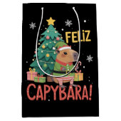 Feliz Capybara Elf Xmas Christmas Tree  ミディアムペーパーバッグ (正面)
