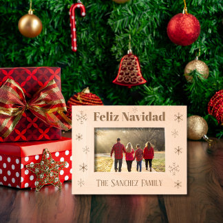 Feliz Navidad、カスタムSnowflakesの家族の名前 レーザー彫刻フレーム